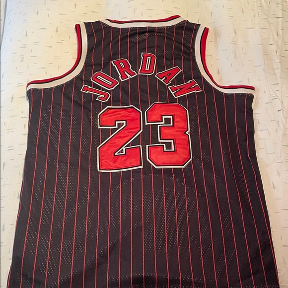 Chicago Bulls 1984 stitched,    Jordan jersey authentic. - Picture 3 of 3
